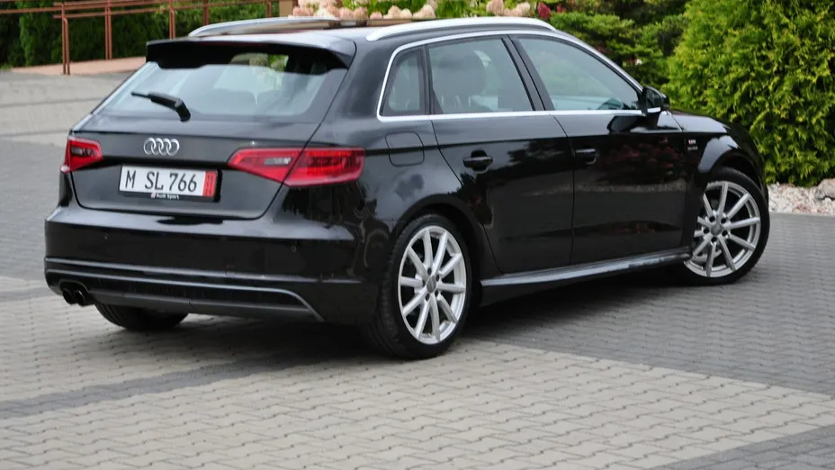 AUDI A3 Sportback -