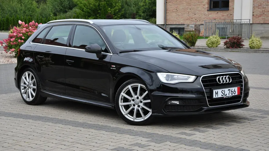 AUDI A3 Sportback -