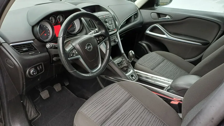 OPEL Zafira -