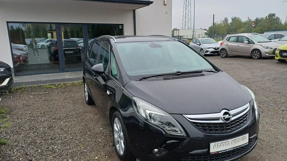 OPEL Zafira -