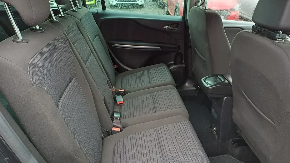 OPEL Zafira -