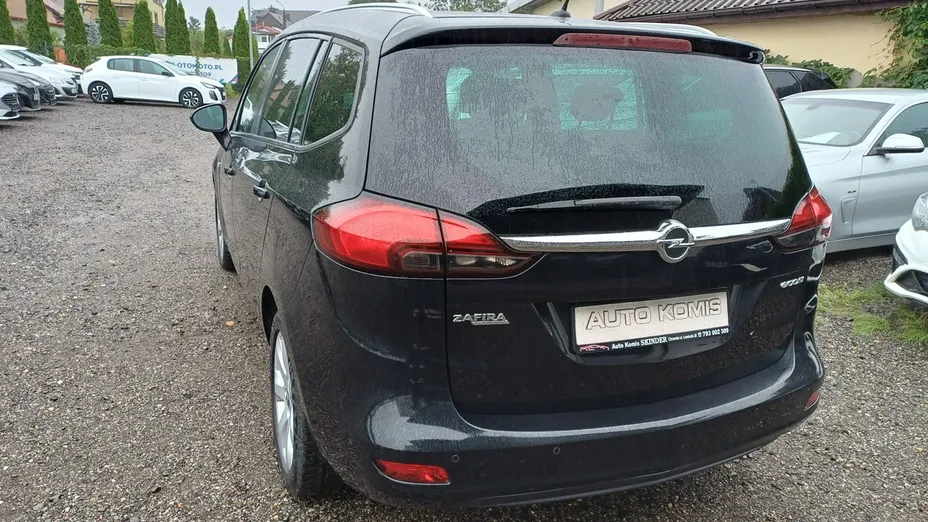OPEL Zafira -