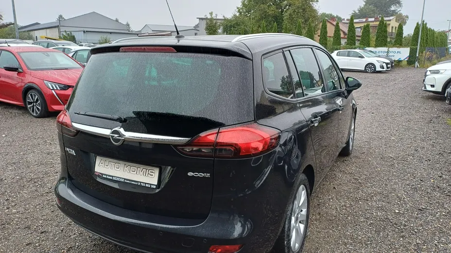 OPEL Zafira -