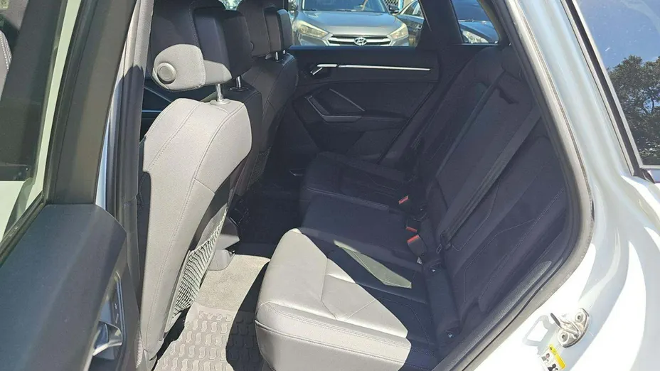 AUDI Q3 -