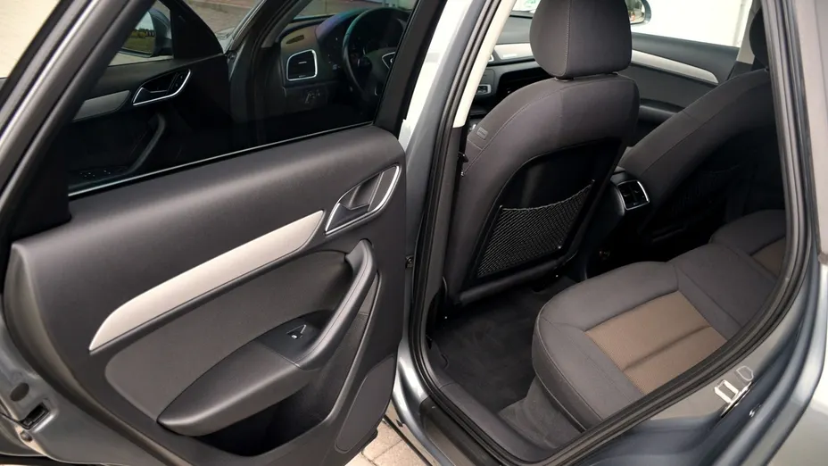 AUDI Q3 -
