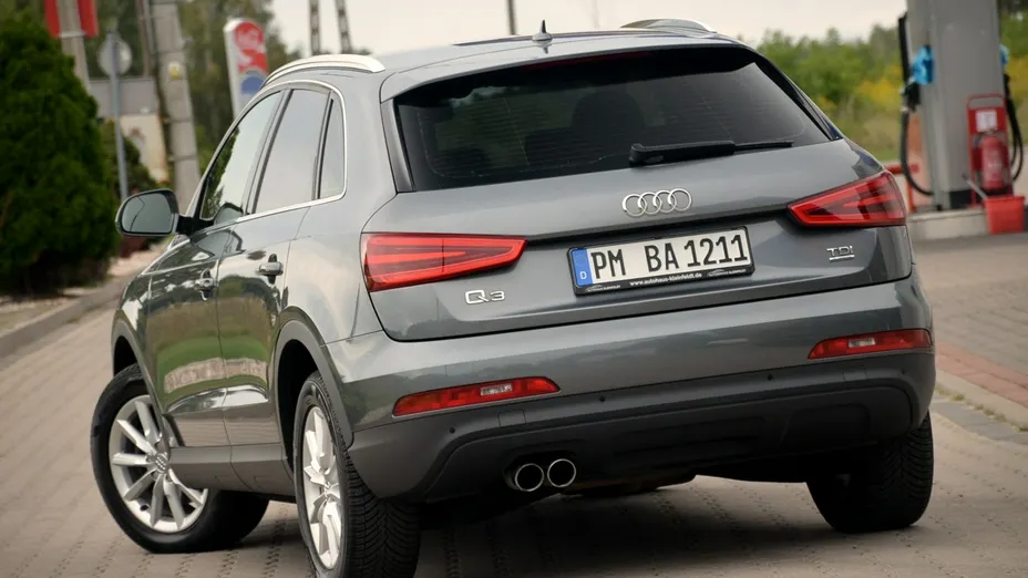 AUDI Q3 -