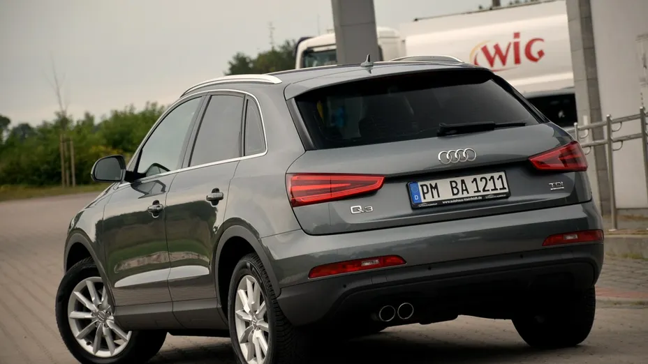 AUDI Q3 -