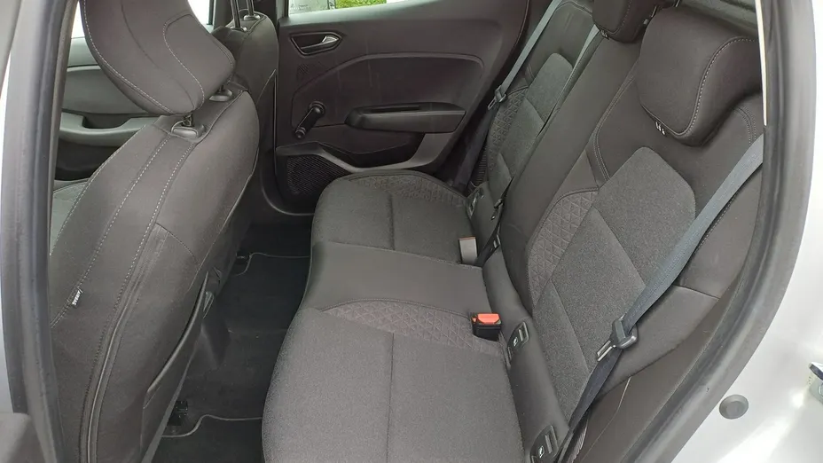 RENAULT Clio -