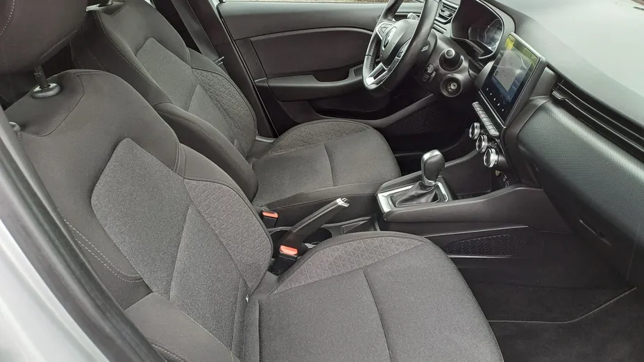 RENAULT Clio -