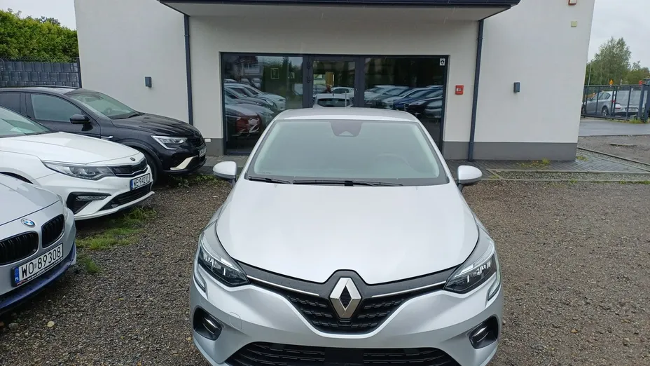 RENAULT Clio -