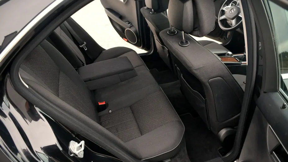 MERCEDES-BENZ C Klasa -