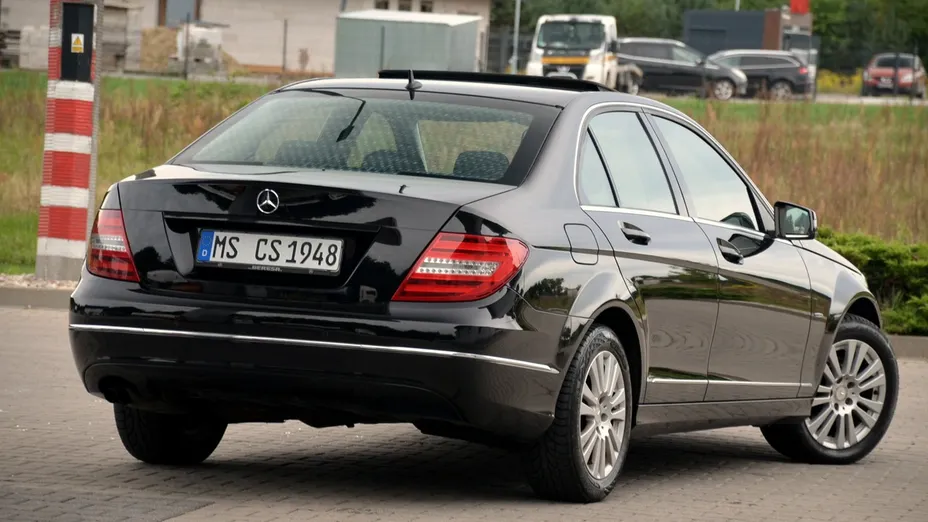MERCEDES-BENZ C Klasa -