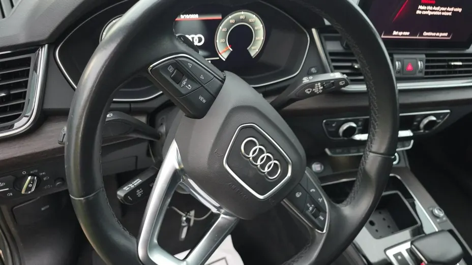 AUDI Q5 -