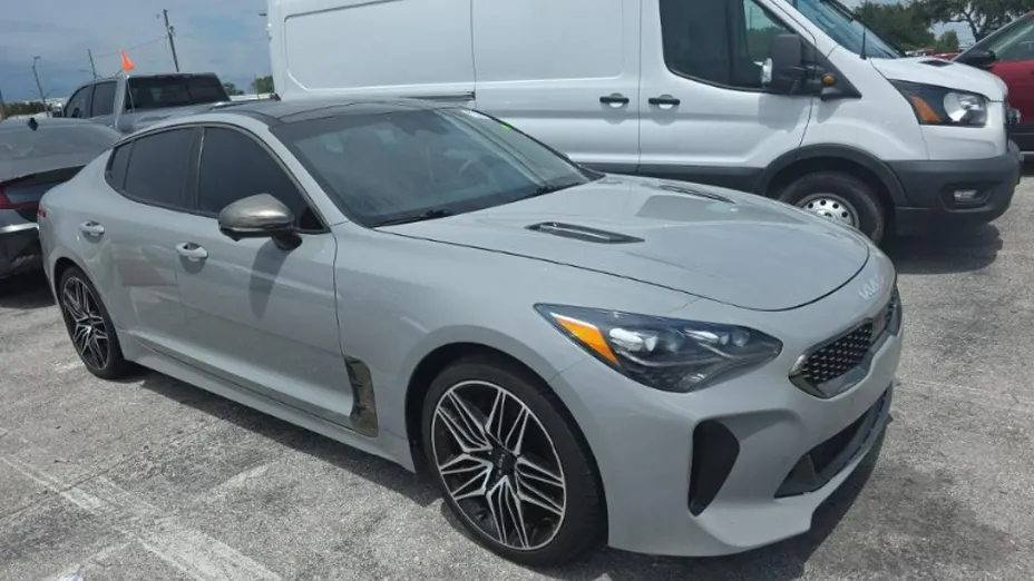 KIA Stinger -