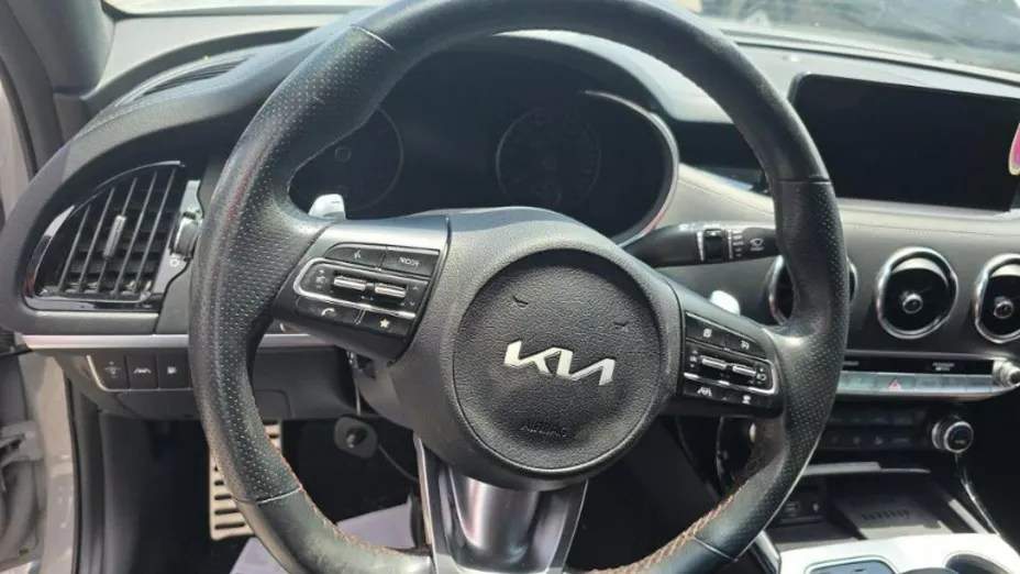 KIA Stinger -