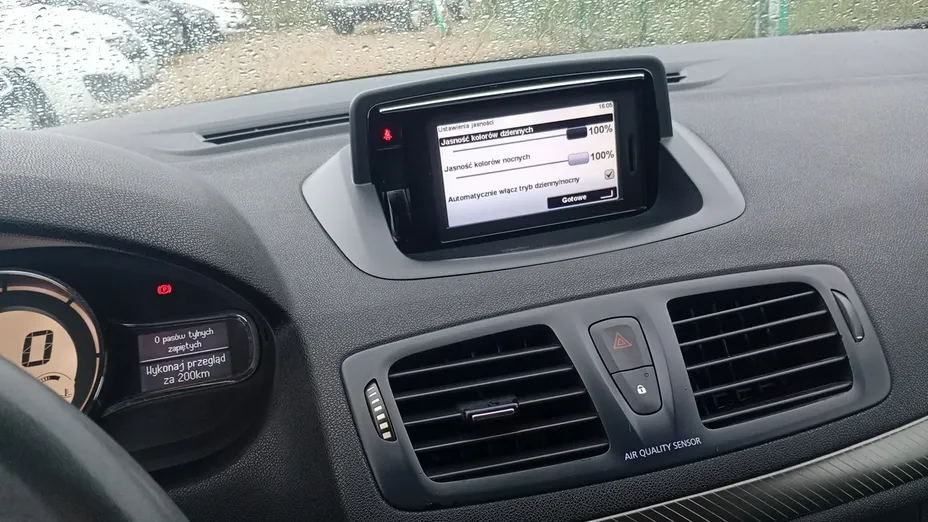 RENAULT Megane -