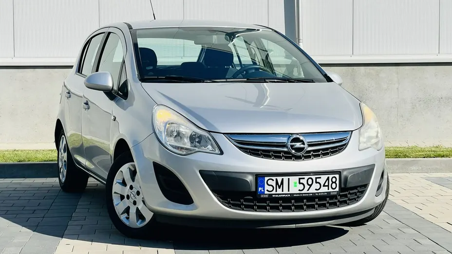 OPEL Corsa -