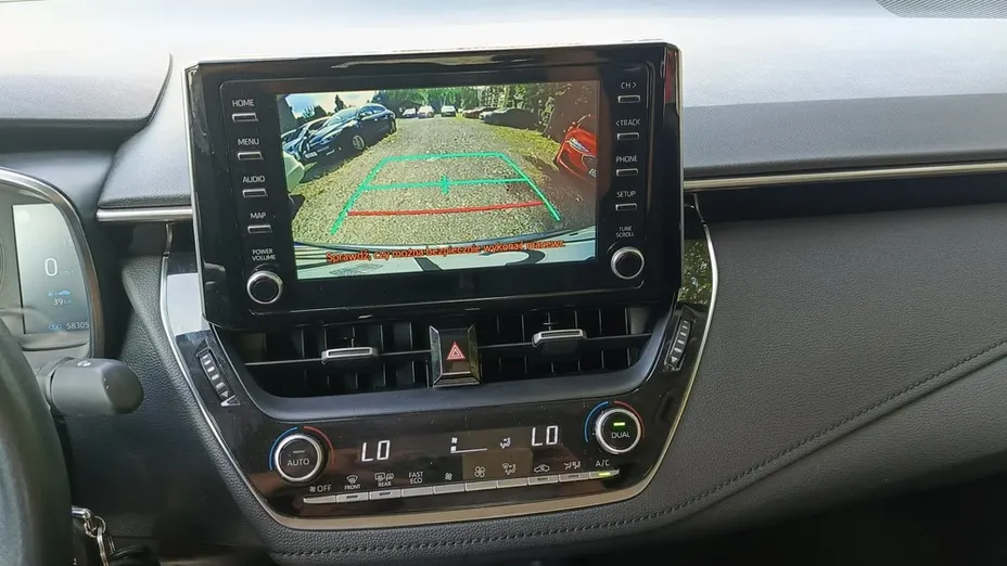 TOYOTA Corolla -