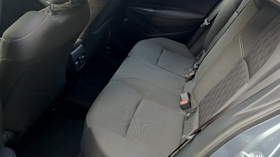 TOYOTA Corolla -
