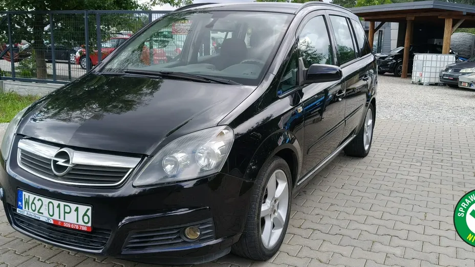 OPEL Zafira -