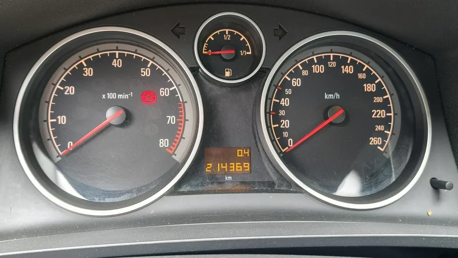 OPEL Zafira -