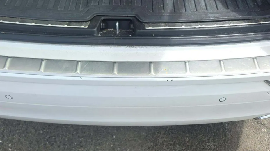 VOLVO XC60 -