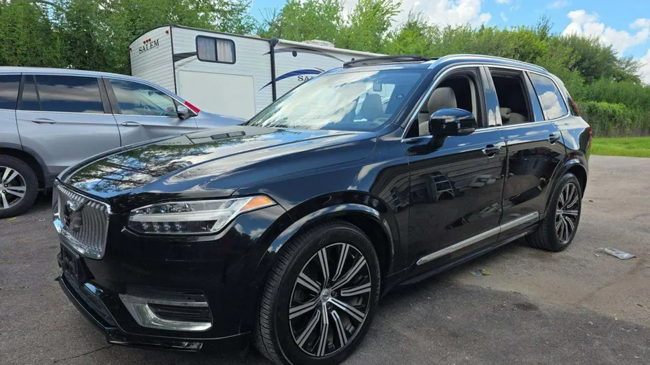VOLVO XC90 -