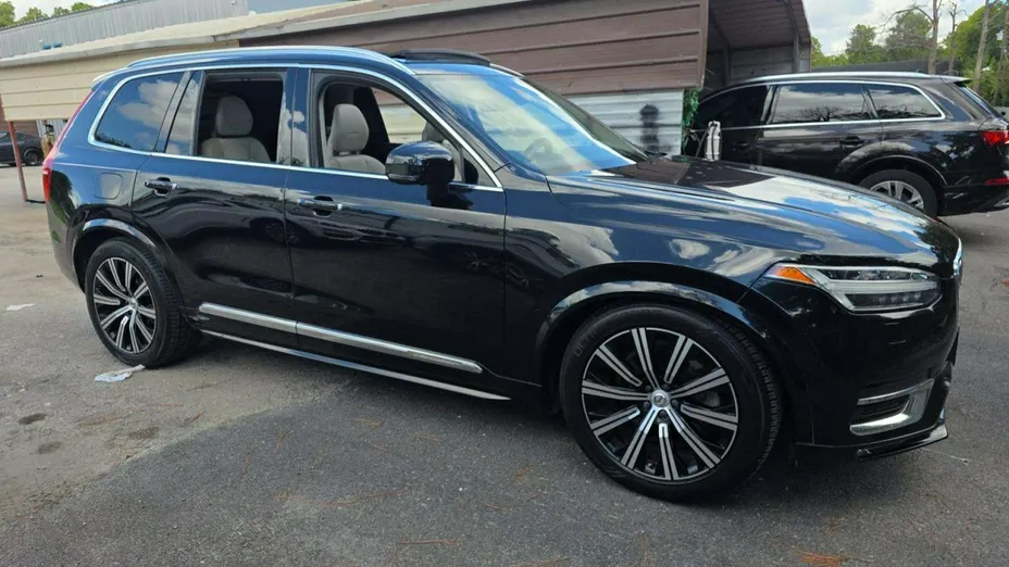 VOLVO XC90 -