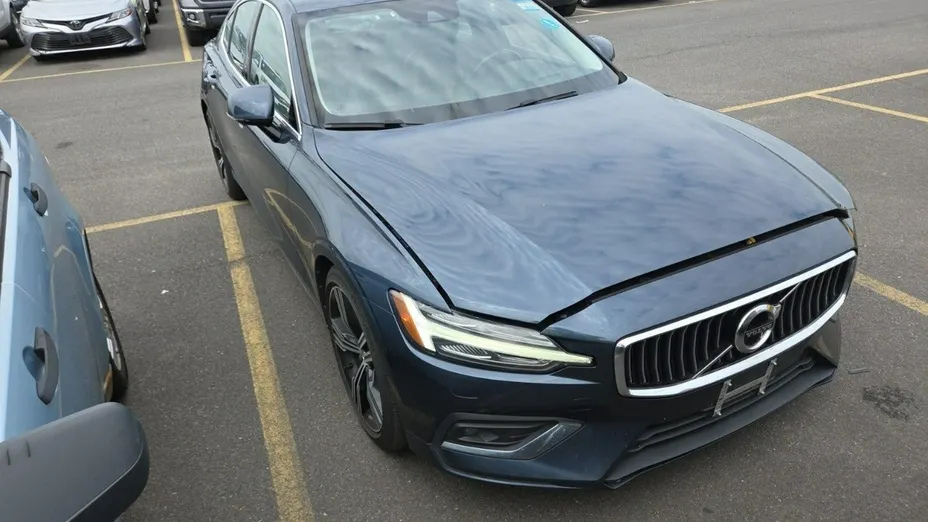 VOLVO S60 -