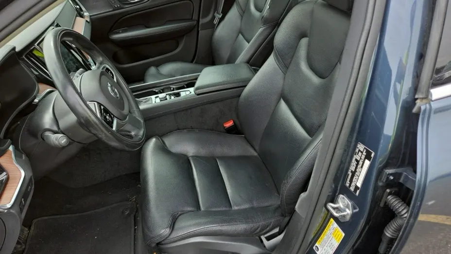 VOLVO S60 -