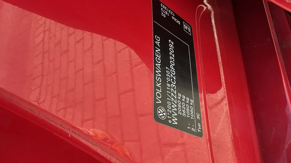 VOLKSWAGEN Passat -