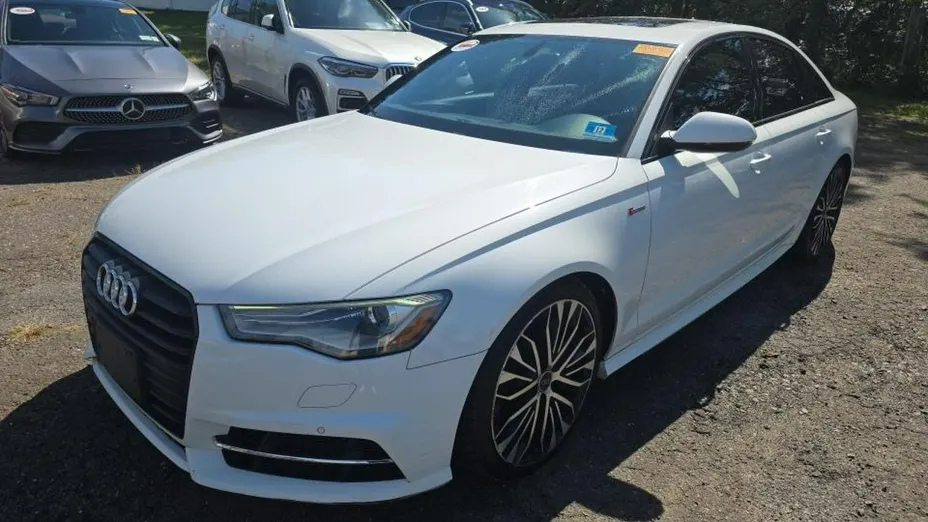 AUDI A6 -