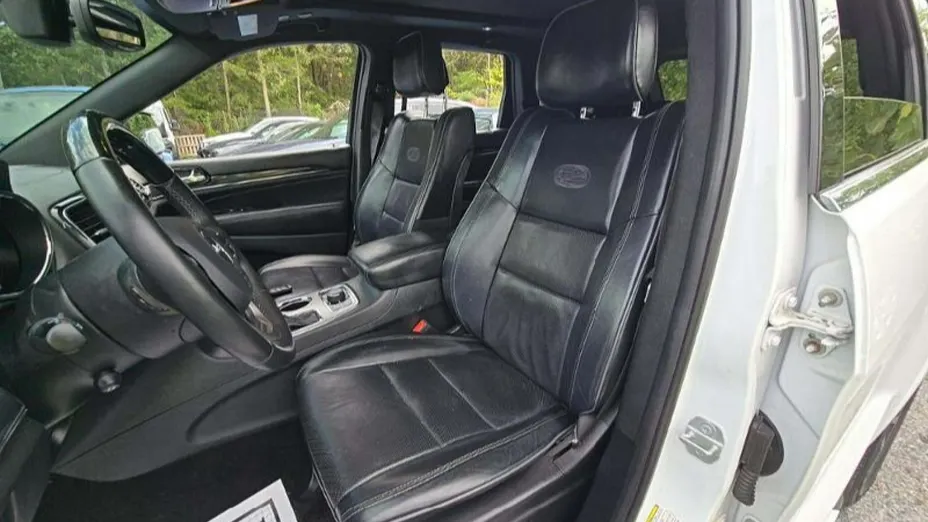 JEEP Grand Cherokee -