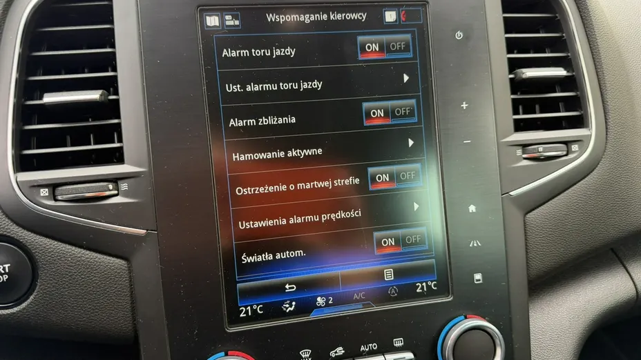 RENAULT Megane -