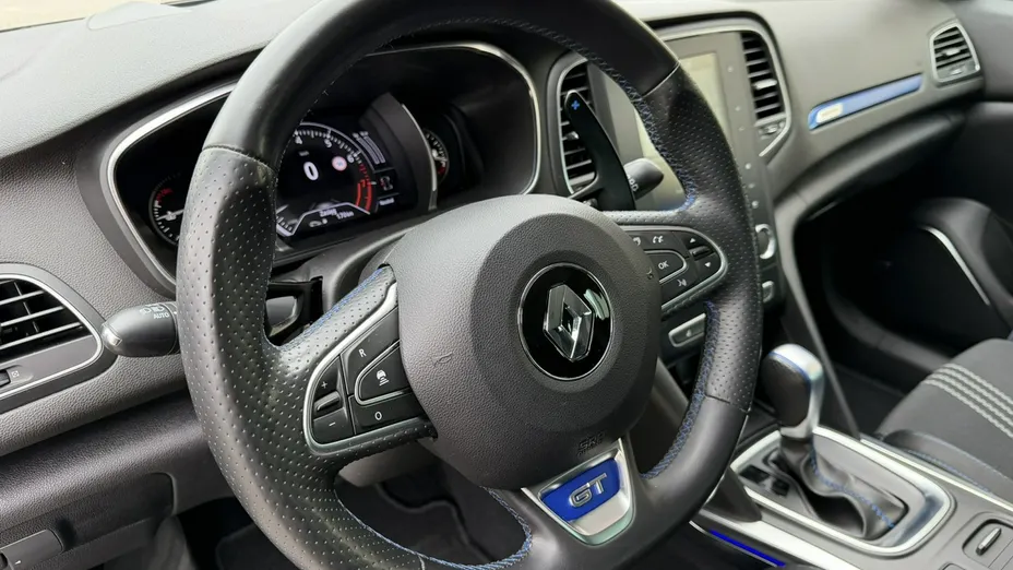 RENAULT Megane -