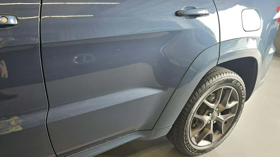 JEEP Grand Cherokee -