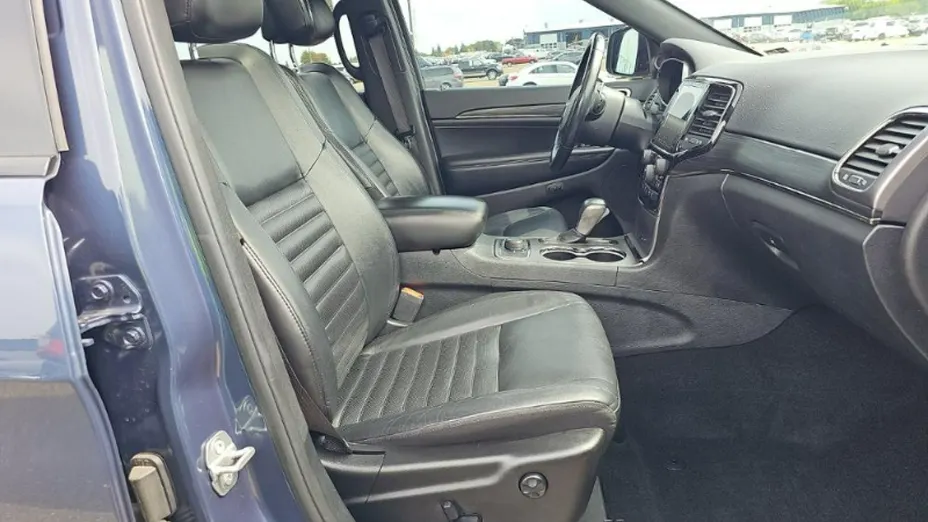 JEEP Grand Cherokee -