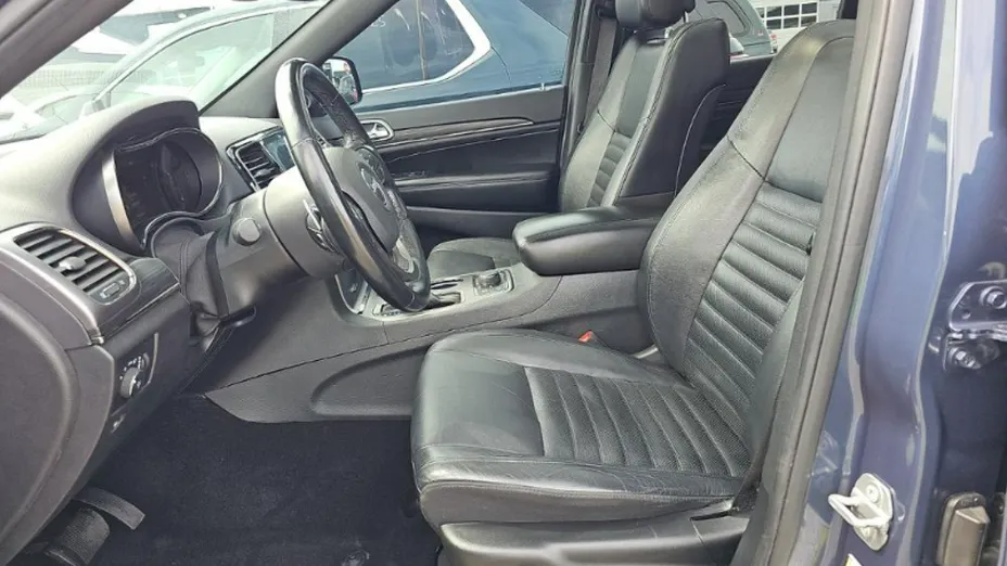 JEEP Grand Cherokee -