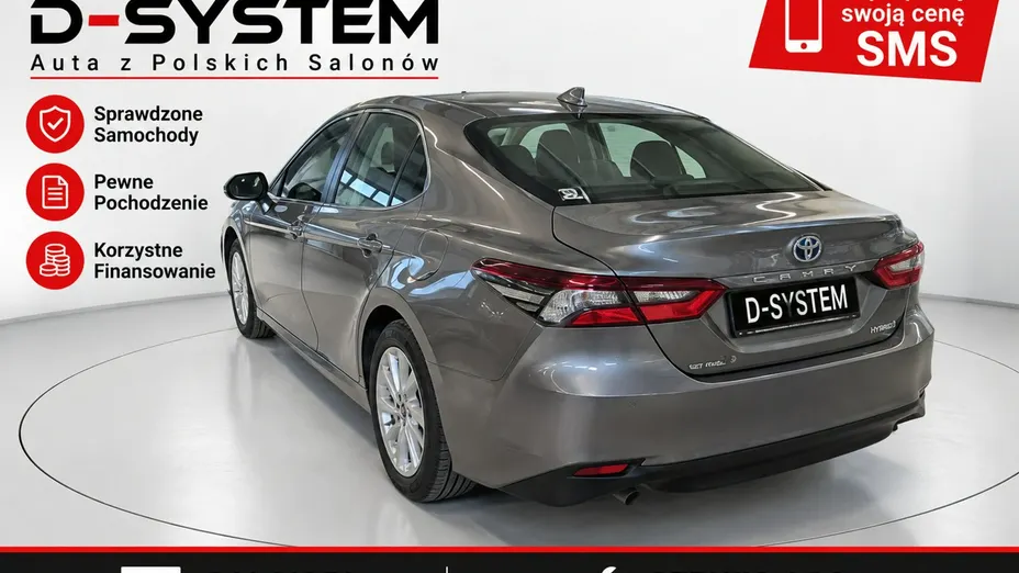TOYOTA Camry -