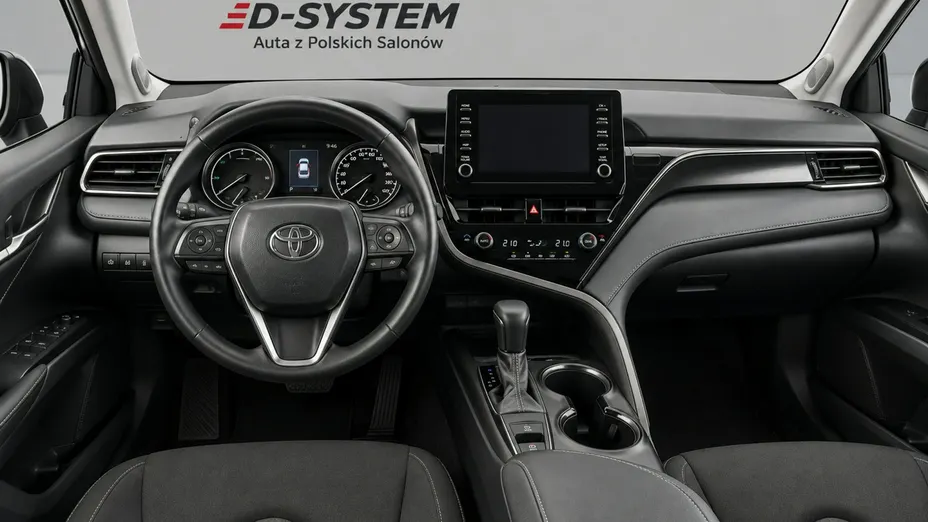 TOYOTA Camry -