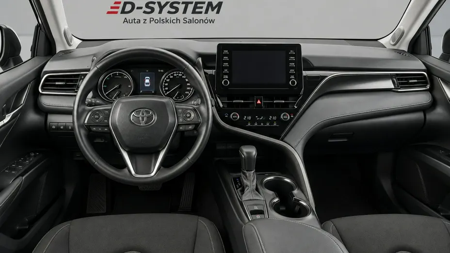 TOYOTA Camry -