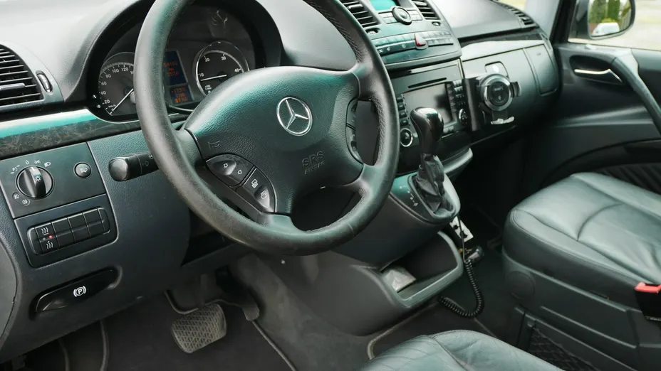 MERCEDES-BENZ Viano -