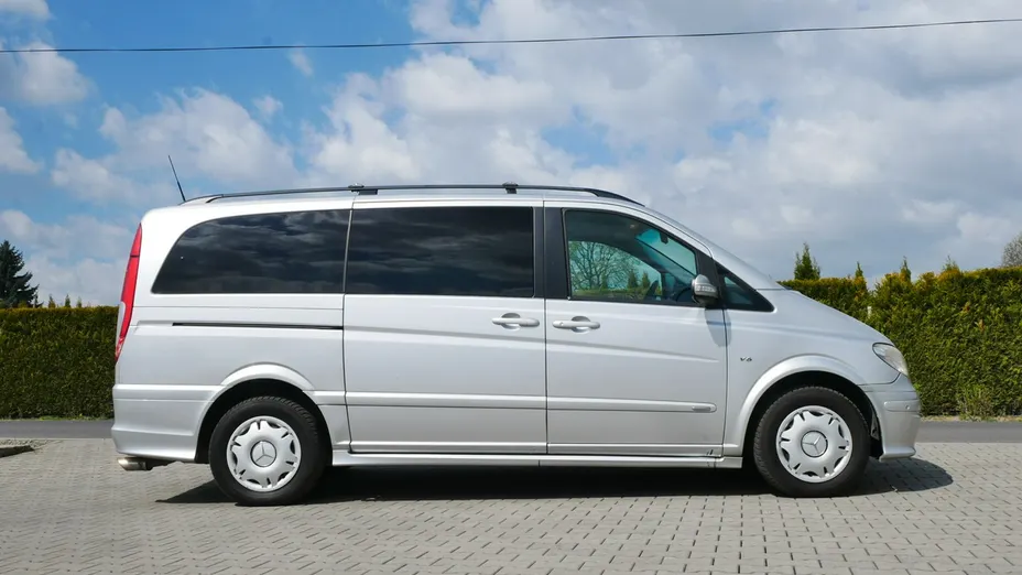 MERCEDES-BENZ Viano -