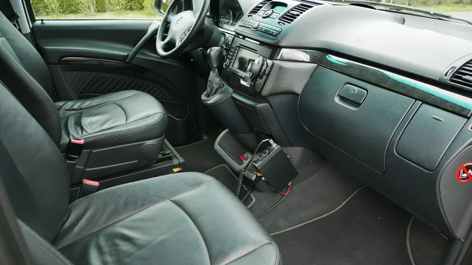 MERCEDES-BENZ Viano -