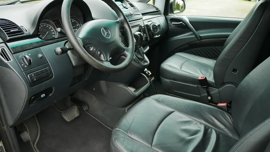MERCEDES-BENZ Viano -