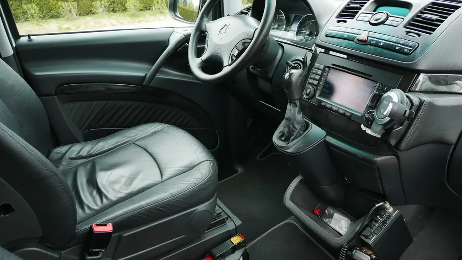 MERCEDES-BENZ Viano -