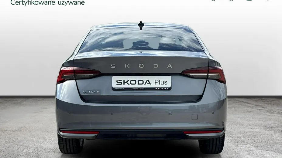 SKODA Octavia -