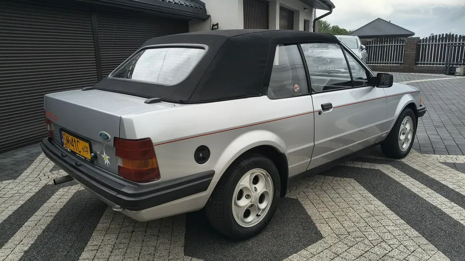 FORD Escort -