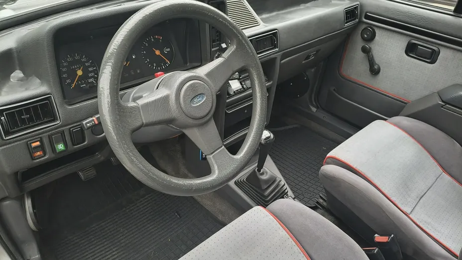 FORD Escort -