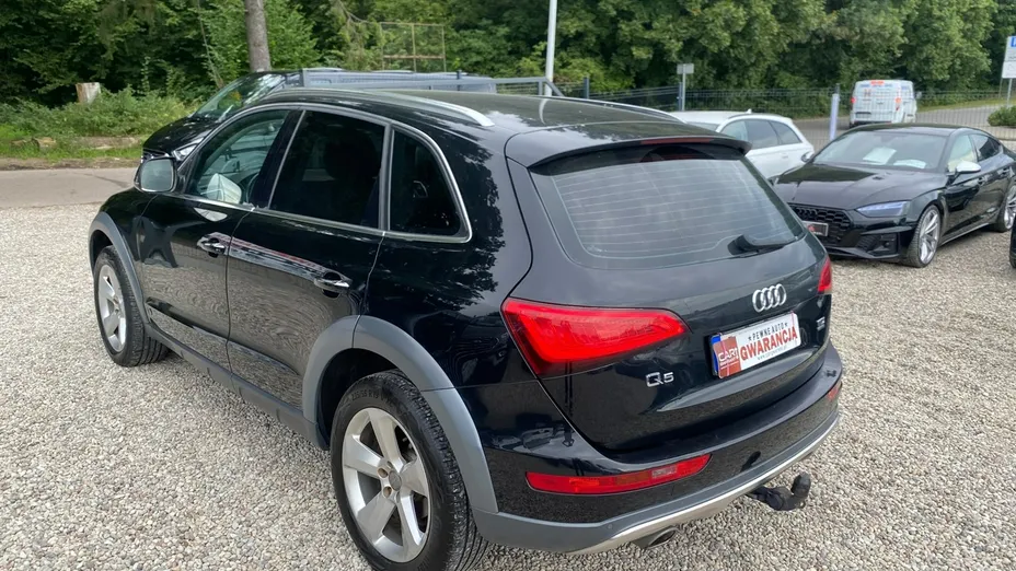 AUDI Q5 -